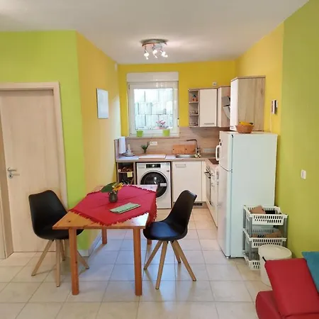 Apartment Gelbes Haus Heldritt *