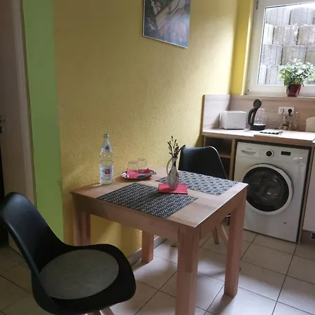 Gelbes Haus Heldritt Apartment